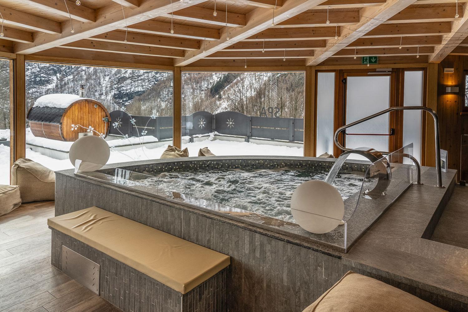 Alps Oriental Wellness Hotel Campodolcino Kültér fotó