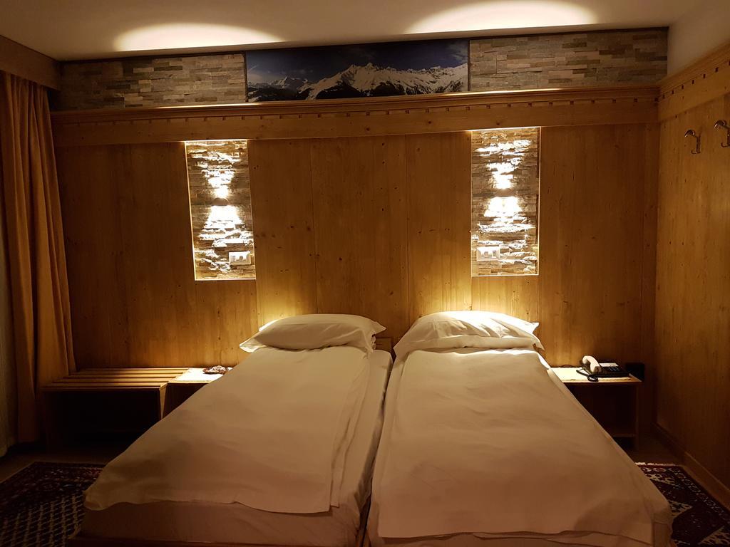 Alps Oriental Wellness Hotel Campodolcino Kültér fotó